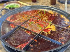 -正南齊北重庆老火锅(光华村直营店)
