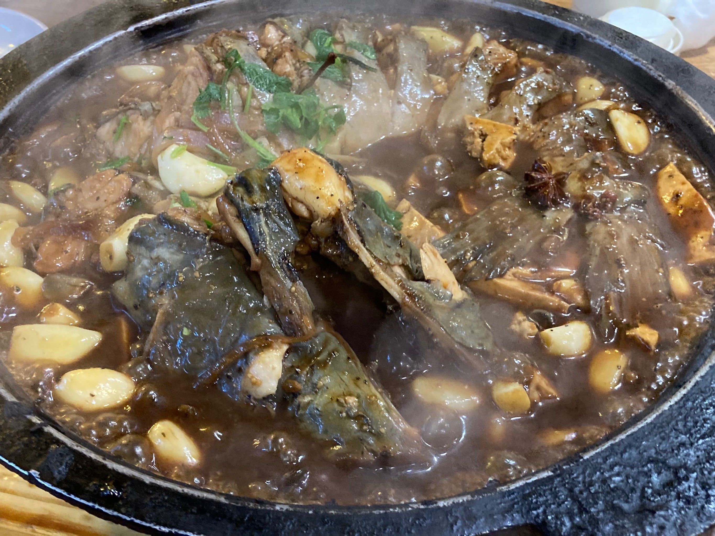 石锅清江鱼