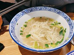 -舌尖尖·兰州牛肉面(浦东机场店)