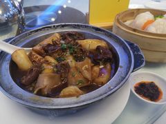 牛腩煲仔猪肠粉-潮喜竹溪荔湖酒家(荔枝湾店)