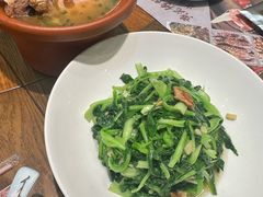 -黄泥岗·地道湖北菜(奥特莱斯店)