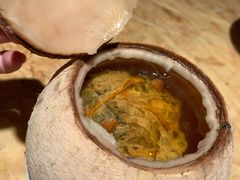 泰式椰皇炖乌鸡汤-陈鹏鹏潮汕菜(宝安机场T3航站楼店)