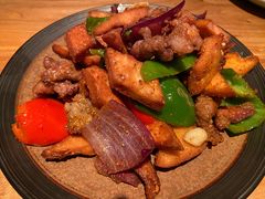 家乡囊炒肉-阿里家Miss Ali·烤肉酒馆by MIG