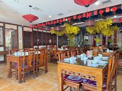 -那家老院子东北菜·饺子·小鸡炖蘑菇(艳华街店)