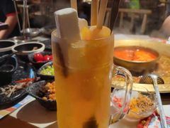 创世纪菠萝菠萝冰-哥老官重庆美蛙鱼头(虹口龙之梦店)