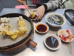 -刘七嬢烧麦刀削面