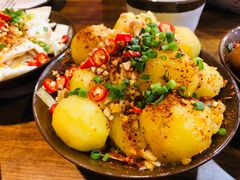 江湖小土豆-楚媚娘炭火蛙锅(宽厚里店)