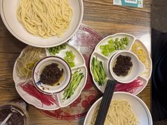 -锅儿挑面馆