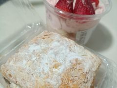 拿破仑-红宝石·鲜奶小方·海派西点房(南丹店)