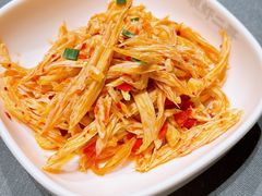 -靓虾二哥长沙地标小龙虾(步步高店)