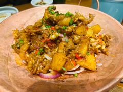 -云海肴·汽锅鸡·云南菜(天山百盛优客店)