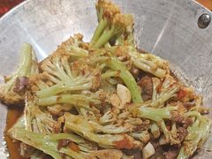 -黄泥岗·地道湖北菜(奥特莱斯店)