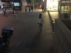 -上海第一八佰伴