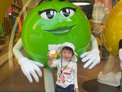 -m豆巧克力世界(上海世茂广场店)