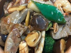 海鲜街什锦煲-海鲜街菜馆(海珠南路店)