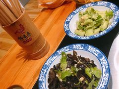 -锅来乐地锅鸡(安亭店)
