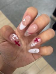 -丽心自助美甲美睫