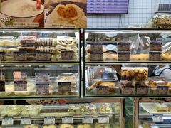 -白玉兰食品甜凤店(合生汇店)