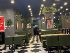大堂-愉肴麻辣香锅(中山路店)