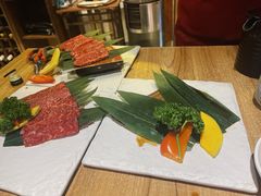 -炼火烤肉店