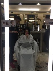 -AKOZO Beauty Salon