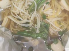 -绿轩厨房(于洪广场店)