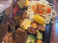 -豪客来牛排(空港华联店)