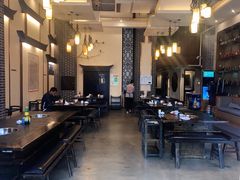 大堂-仁虎老火锅(黄泥磅店)