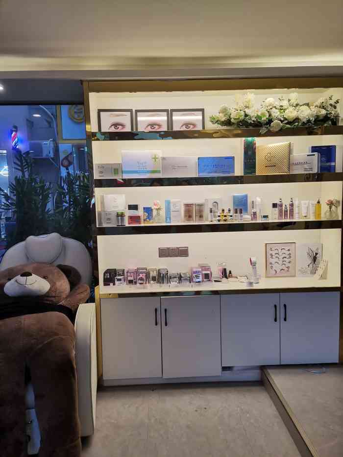 苗坊净颜祛痘趁着有时间去体验了一次专业的小气泡清洁.