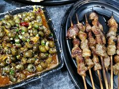 酱爆螺丝-串亿88烧烤·羊腿·羊蝎子(板泉路店)