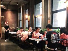 大堂-巴厘龙虾·榜首油焖大虾(音乐学院·沿江酒馆店)