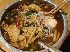 -柳州肥姨妈大骨螺蛳粉(老闵行店)