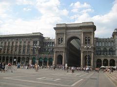 -埃马努埃莱二世拱廊