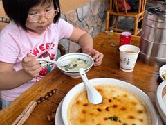 -小洞天柴火土菜馆