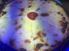 -临界音乐酒馆·小龙虾·江湖菜(华熙LIVE·鱼洞店)