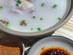 -叁煨蹄花·下饭盐帮菜(人民广场店)