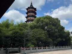 -绳金塔
