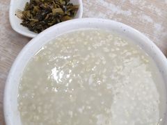 小米粥-鸡鸣汤包(广东路店)