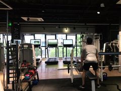 -Liking Fit24小时智能健身(金汇路韩国街店)