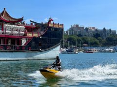 -三亚游船旅游中心(三亚鹿回头游艇游船公共码头店)