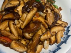 -小菜园新徽菜(宜兴八佰伴店)
