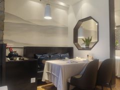 -毛家饭店·30年融合新湘菜(汉峪金谷店)