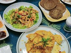 -三江源美食城