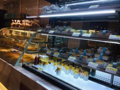 面包甜点陈列柜-老大昌(淮海中路店)
