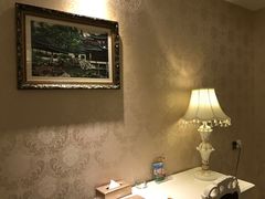 -柏纳酒店(百色市政府恒基广场店)