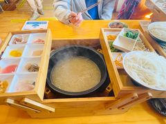 -勺子米线·云南传统小吃市集(四方街店)