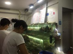 -覃记海鲜美食餐厅