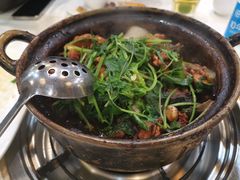 招牌家鸡煲-渝君重庆火锅(嘉宾路店)