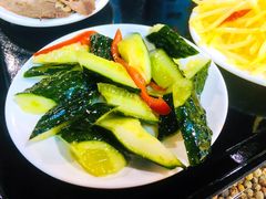 -陇上全荟兰州传统牛肉面(延吉路店)