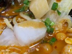-锅神麻辣烫
